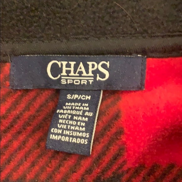 Red buffalo plaid fleece vest - size small - Picture 2 of 3